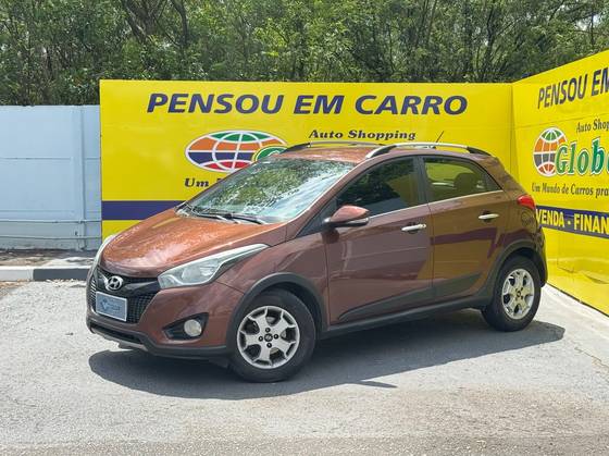 HYUNDAI HB20X 1.6 16V PREMIUM FLEX 4P AUTOMÁTICO HYUNDAI HB20X 1.6 16V PREMIUM FLEX 4P AUTOMÁTICO